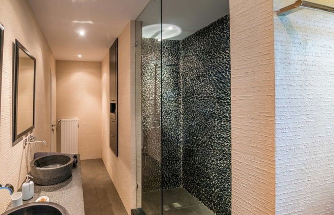 White Villas - Photo 24