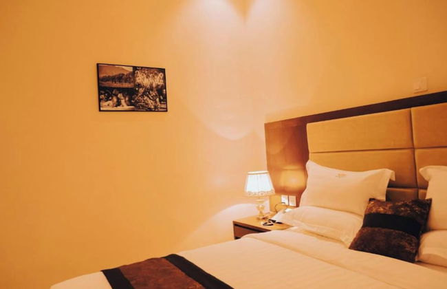 Madras Hotel and Apartments - Foto 14