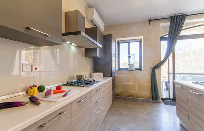 Ta'Siku Gozitan villa + Pool & hot tub - Foto 10