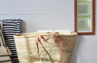 The Cabana Luxury Award Winning Tiny Home with Hot Tub and Private Garden 2 mins Walk to Ryde Beach - Photo 25