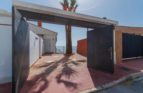 Mediterráneo Outdoor Pool - Photo 40