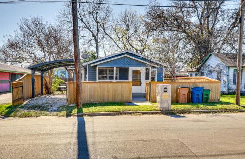 2 Mi to Dtwn Austin Gem with Patio and Yard - Photo 29