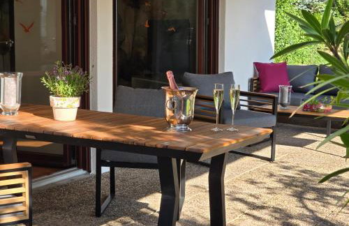 Exklusive Ferienwohnung Bad Salzschlirf - direkt am Waldrand - großer Garten kompett umzäunt - Hunde willkommen - 2 private Stellplätze - Foto 19