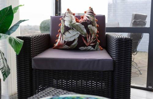 City home with parking and garden- pet friendly - Photo 39