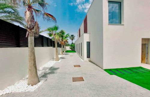 Inmovecos Villa Gawy 2 de Lujo con piscina privada - Foto 7