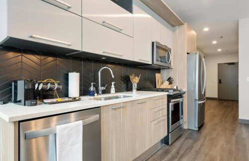 Experience Downtown Chicago at Millennium - Luxury Apartments in The Loop - Photo 57