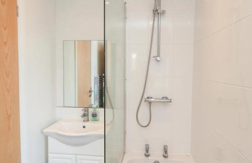 Pinecone Lodge - No 9 - Photo 18