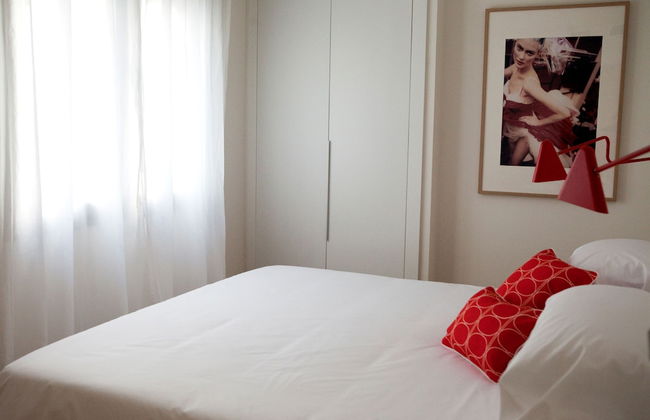 60 Balconies Art - Photo 10