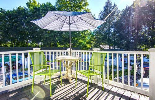 Caretakers Apartment-Split level Full Bed with European Bath Pet Friendly fee applies - Photo 23