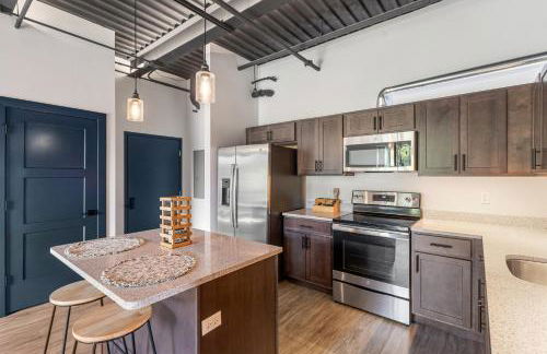 NEW 1BR Luxury Condo Private Balcony 303 - Foto 19