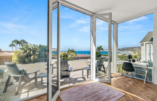 Sea Serenity Coastline Views and Pool - Photo 19