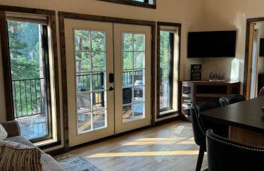 In the center of it all The Elkhorn Cabin - Foto 3