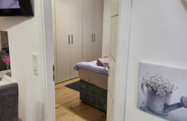 APARTMAN OAZA ZAGREB 42 m2 with Free Parking Self Check-in - Photo 5
