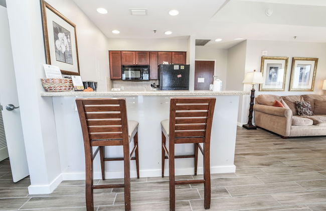 Luau Resort by Panhandle Getaways - Foto 16