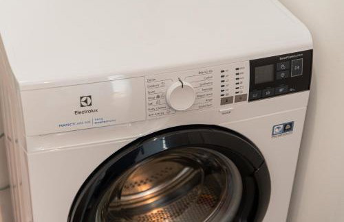 Flexible SelfCheckIns 67 - Zagreb - Loggia - Brand New - Luxury - Garage - Foto 24