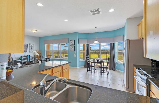 Windsor Hills 6BR Home Pool Spa Private Theater - Foto 11