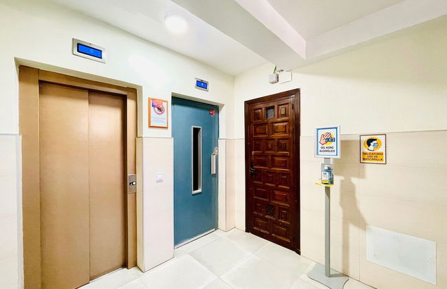 Mountain-view Apartment by Sea - Foto 4