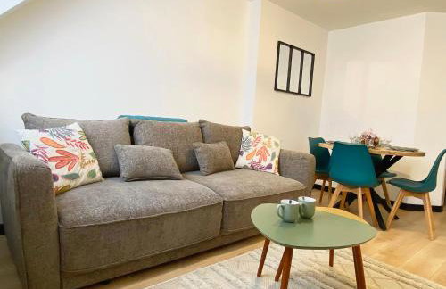 Duplex chaleureux au cœur de la ville - Foto 3