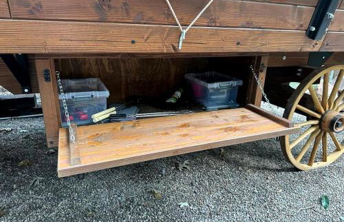 Elegant, Vintage Conestoga Covered Wagon Getaway in Denver, Pennsylvania - Foto 21