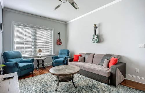 Cozy Quiet St Augustine Private Condo - 2bed, 1 bath, Sleeps 6, Steps to Historic St Augustine Center & All Tourist Attractions, Restaurants, Cafes, Backyard, Porch - Foto 9