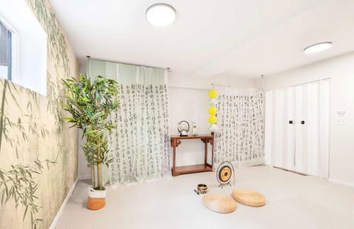 Serene Japanese Retreat w Sauna & Hot Tub Escape - Foto 19