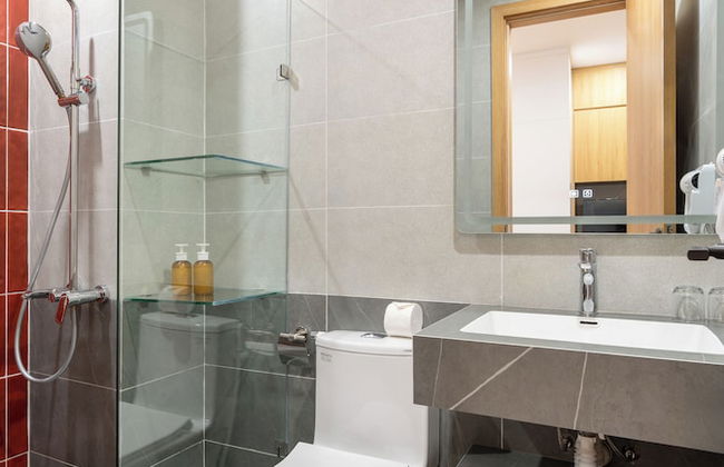 Moonlit Suites Hotel - Foto 35