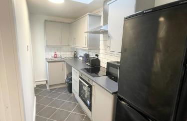 Cute two bedroom house with free street parking - Foto 4