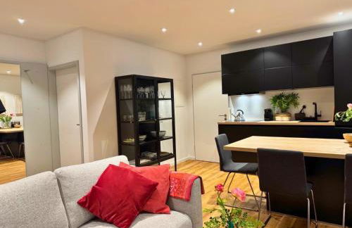 Top Apartment in Kranenburg - central & quiet - terrace and large windows - incl parking, fast WiFi, Box-Spring bed, washer & dryer, Netflix - Foto 8