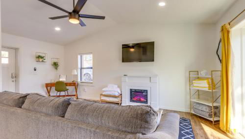 Deck and Boat Dock Lakefront Cabin in Eucha! - Foto 4