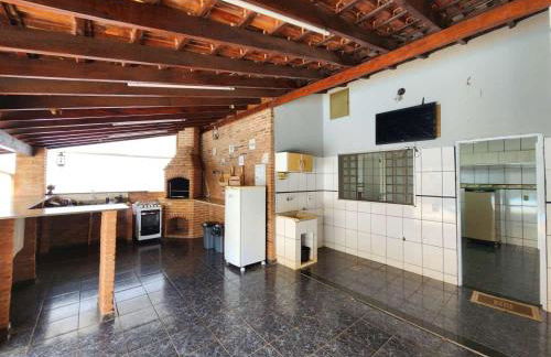 Casa com piscina de 2 dormitórios - Foto 13