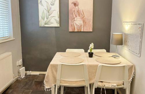 Detached 3-Bedroom House, Durham - Photo 7