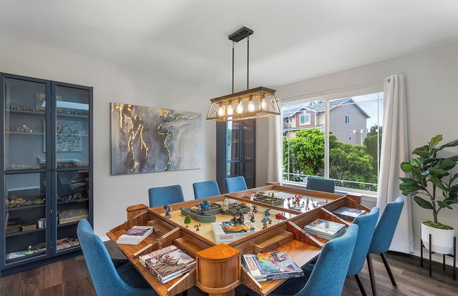 Goblin's D&D House Cinema Board Games - Photo 44