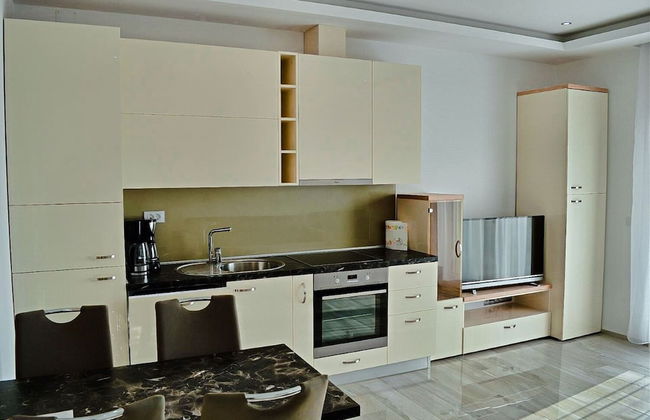 Igor - With Pool - SA5 - Foto 11