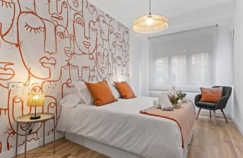 Picasso, para 6 personas, espacioso piso de diseño - Foto 1