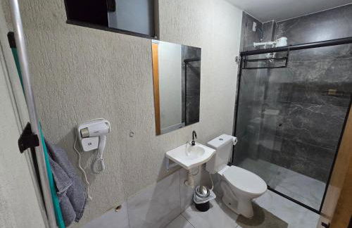 Flat 04 com lavanderia na entrada e feira as domingo e quartas - Foto 10