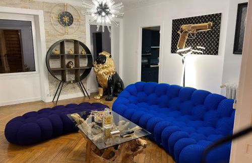 Superbe appartement luxueux, influence Haussmannienne et très spacieux - Foto 1