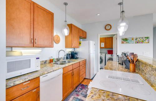 BBQs and Decks Oceanfront Surfside Beach Home - Photo 10