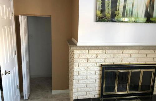 Hot Tub Stunning Mountain Views 2 kitchens 4 bedroom 2 bathroom - Foto 29