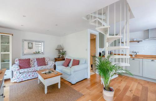 Candlewick Cottage - Photo 3