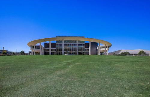 Modern Stay With Resort Style Perks - Foto 44