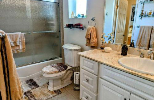 5 Minutes to South Bay Beaches! Private 2 bedroom 2 bath 2 level home with patio Excellent value! - Foto 52