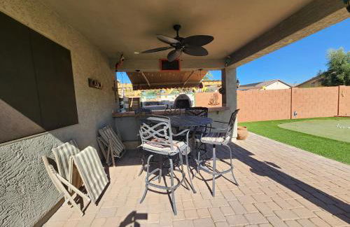 Oasis Villa With Pool, Putting Green & Pool Table - Photo 12