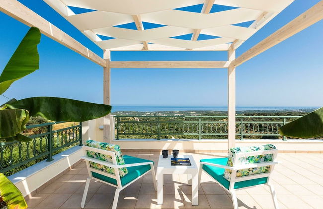 Secluded Villa w Private Pool, Children Play Area, Pool Table, BBQ & Sea Views - Foto 18