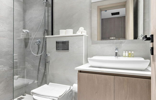 Stylish Studio in New Residence With Pool and gym - Photo 4