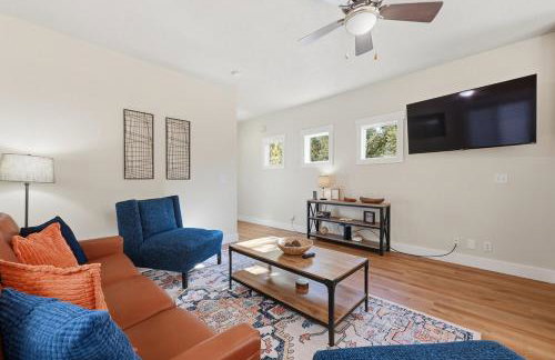 Cozy Boise Getaway walk to Stadium Fireplace Garage - Foto 5