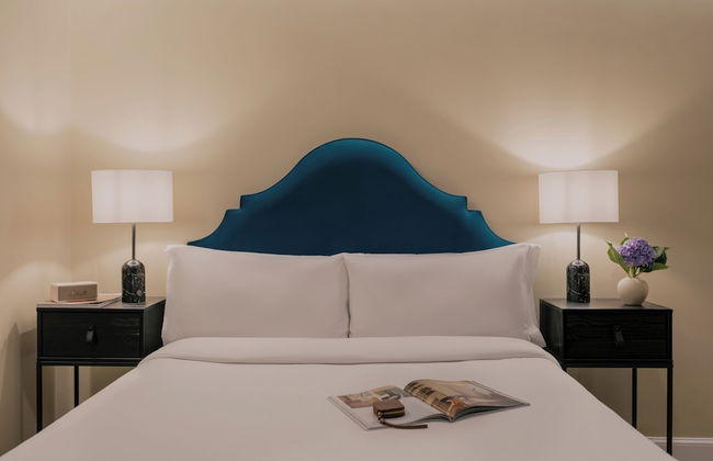 Royal Garden Apartments New Town - Photo 9