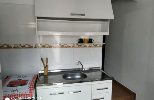 Kitinet para 2 pessoas próximo do mar - Ingleses - Com garagem - Foto 4