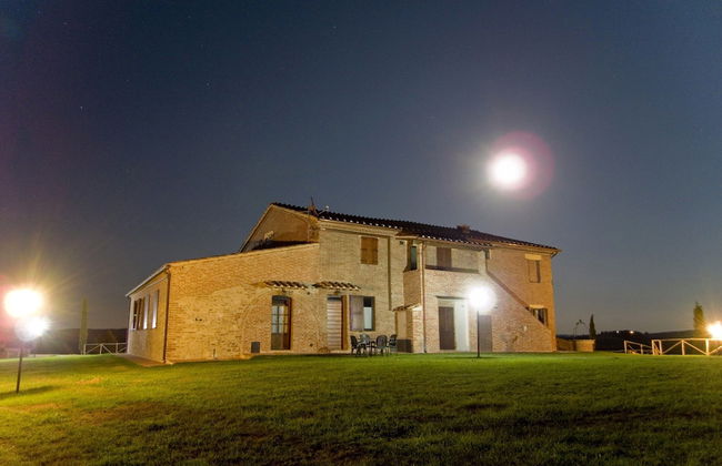Rustic Tuscan Farmhouse - Foto 22