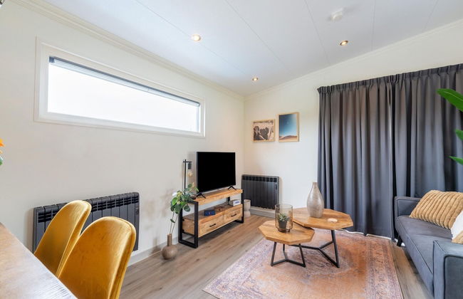 Holiday Home in Molenschot Near Nature Reserves - Foto 12