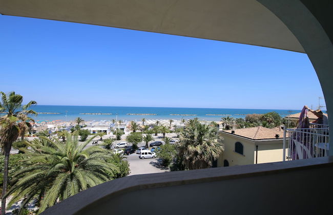 Apartment 30 Meters From the sea With 6 Beds With Full sea View - Foto 31